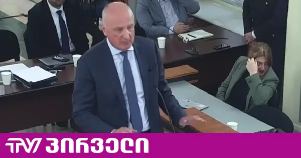 ბადრი ჯაფარიძე "ოცნებას" იმ პერიოდს ახსენებს, როცა მათმა დამფუძნებლებმა საპარლამენტო მანდატების დახიეს