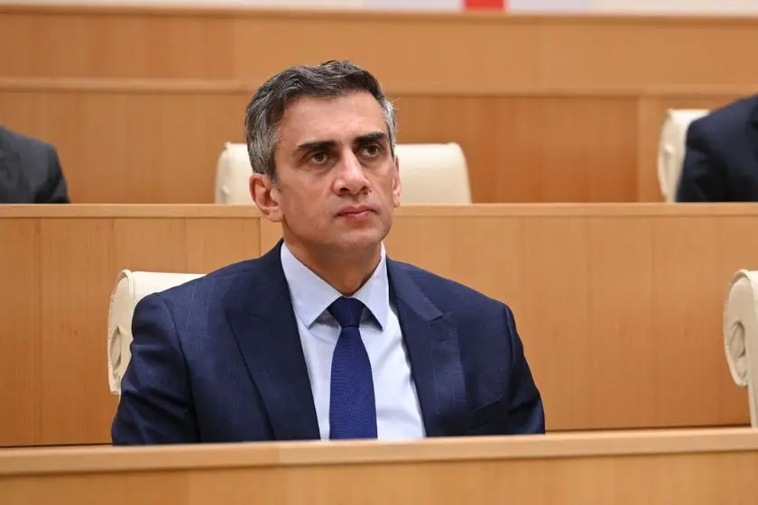 გიორგი კახიანი: “ბიძინა ივანიშვილი, როდესაც ბიუჯეტი გაღლეტილი იყო, აფინანსებდა პოლიციელებისა და მასწავლებლების ხელფასებს. უამრავი სიკეთე აქვს გაკეთებული ჩვენი ქვეყნისათვის, პირადი სახსრები, 3.5 მილიონი დოლარი დახარჯა ქველმოქმედებაში და ამ თანხიდან 1 თეთრი საქართველოში არ უშოვია”