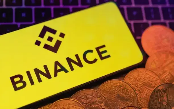 კრიპტობირჟა Binance-მა უსაფრთხოების სისტემაში 6.3 მილიარდი დოლარის ზარალის გამომწვევი დარღვევის შემდეგ აქტივები გაყინა