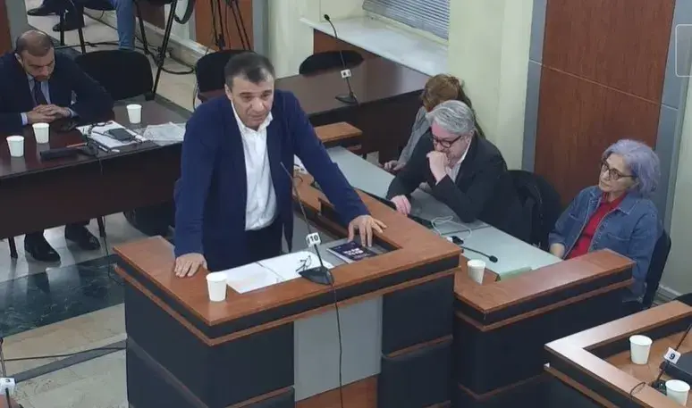ლევან სამუშია - კოლექტიური გასამართლება ადრეულ შუა საუკუნეებშიც კი არ იყო და დღეს გვეუბნებიან, რომ კოლექტიური მართლმსაჯულება უნდა მოხდეს! - სარჩელში სამართლის ნატამალს ვერ იპოვით! ეს არ არის ქვეყნისთვის ცუდ განზრახულობათა კრებული