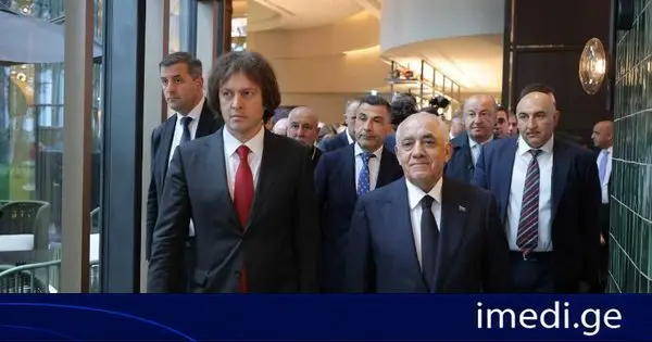 საქართველოს პრემიერ-მინისტრმა, აზერბაიჯანის რესპუბლიკის პრემიერ-მინისტრთან და თბილისის მერთან ერთად, თბილისში სასტუმრო ART Riverfront-ი გახსნა