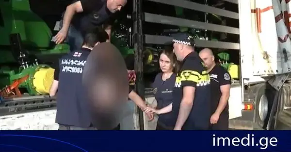 საქართველოს სახელმწიფო საზღვრის უკანონოდ გადაკვეთისა და საზღვარზე მიგრანტის უკანონოდ გადაყვანის ფაქტებზე 2 პირი დააკავეს