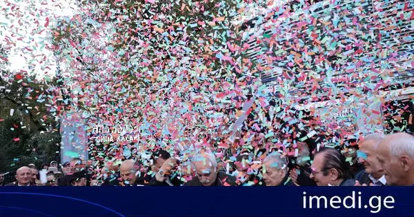 სპორტის სამინისტროს მხარდაჭერით „დინამო არენასთან“ მურთაზ ხურცილავას, მანუჩარ მაჩაიძის და ალექსანდრე ჩივაძის ვარსკვლავები გაიხსნა