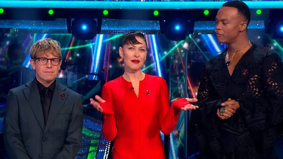 Strictly-ის წამყვან ჯოშ უიდიკომბს ჰელოუინის გამოუცვლელი სამოსის გამო მაყურებლები აკრიტიკებენ