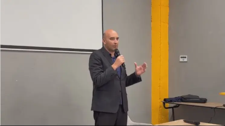 პოლიტიკური ველი უკვე ძალიან გაწმენდილია იმ მხრივ, რომ ის ძალები, რომლებიც მხოლოდ მატერიალური ინტერესებით იყვნენ ამოძრავებულნი, უკვე აღარ არიან - ირაკლი ფავლენიშვილი
