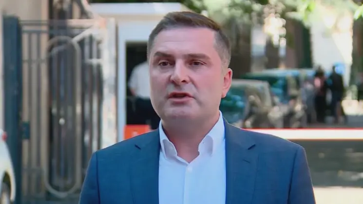 ჩამორთმეულია უძრავი ქონება, როგორც საქართველოში, ასევე საზღვარგარეთ, ასევე, დანიშნულია დამატებითი სასჯელის სახით ჯარიმა - ადვოკატი ჯუანშერ ბურჭულაძის და ვასილ მხეიძის საპროცესო შეთანხმებაზე