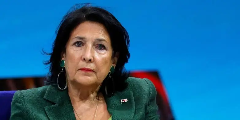 ,, მმართველ გუნდს, რომ გამოელია კადრები, ესეც აღარ და ვეღარ იმალება …” – სალომე ზურაბიშვილი