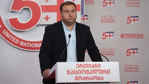 "ჩვენი მთავარი ამოცანააა ტერიტორიული მთლიანობის აღდგენა" - ლაშა ფარულავა