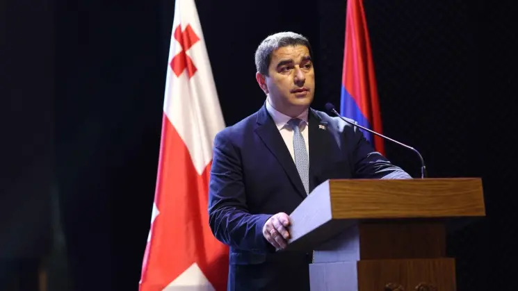 შალვა პაპუაშვილი სომხეთის რესპუბლიკის დამოუკიდებლობის აღდგენისადმი მიძღვნილ მიღებას დაესწრო