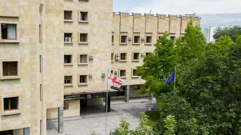 პროკურატურა, ვახტანგ ჩარკვიანის გარდაცვალების ფაქტზე მიმდინარე სისხლის სამართლის საქმესთან დაკავშირებით, განცხადებას ავრცელებს