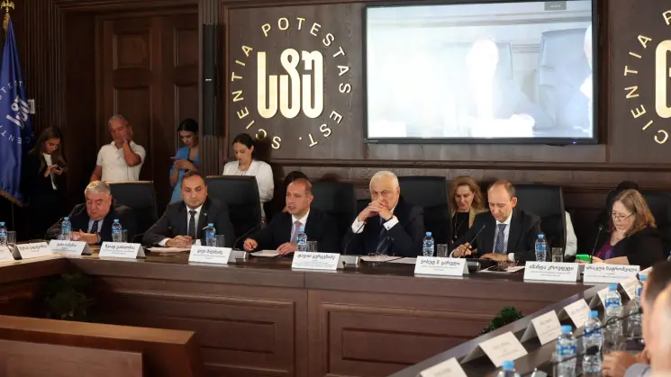 გივი მიქანაძემ საქართველოს უმაღლესი საგანმანათლებლო დაწესებულებების რექტორთა მუდმივმოქმედი კონფერენცია გახსნა