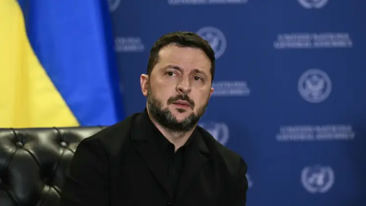 ზელენსკი აცხადებს, რომ მზადაა რუსეთთან და აშშ-სთან სამმხრივი მოლაპარაკებებისთვის