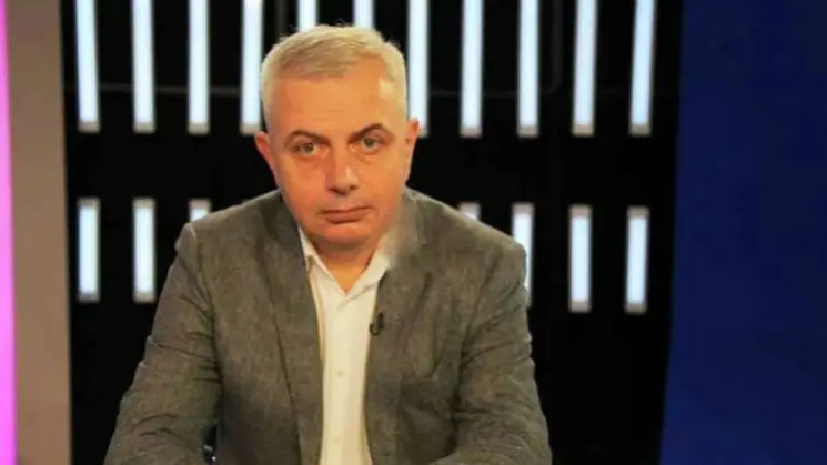 ზაალ ანჯაფარიძე: ერთი "ნაცის" ბარამიძის პროვოკაციის გაგრძელება არის მეორე "ნაცის" გვარამიას განცხადება, რომ აფხაზებს და ქართველებს ერთმანეთი არ უყვართ, თან დააყოლა "წყალგაუმტარი არგუმენტი," ასე უფრო მარტივად მიგვიღებენ ევროკავშირშიო