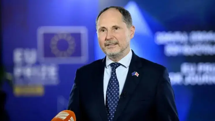 რადიკალიზმის და სიძულვილის ენის მხარდაჭერა - ევროკავშირის ელჩმა "რუსთავი 2-ის" შეკითხვა კორძის კონცერტის დაფინანსებაზე უპასუხოდ დატოვა