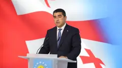 "ლუქსემბურგის ხელისუფლება იქცევა სწორედ ისე, როგორც უნდა იქცეოდეს ევროპული ქვეყანა, რომელმაც უნდა დასვას კითხვები და არ აჰყვეს მზა პასუხებს" - შალვა პაპუაშვილი