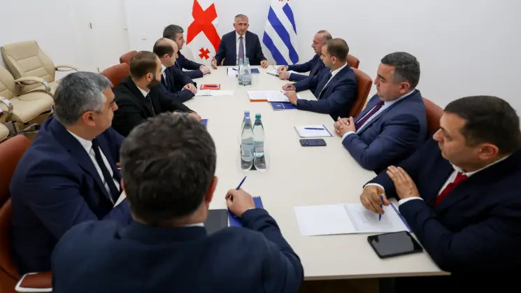 აჭარის მთავრობის თავმჯდომარემ სამუშაო შეხევედრაზე რეგიონის ტერიტორიაზე 19-20 სექტემბერს მოსული უხვი ნალექით გამოწვეული შედეგების სალიკვიდაციო ღონისძიებები განიხილა