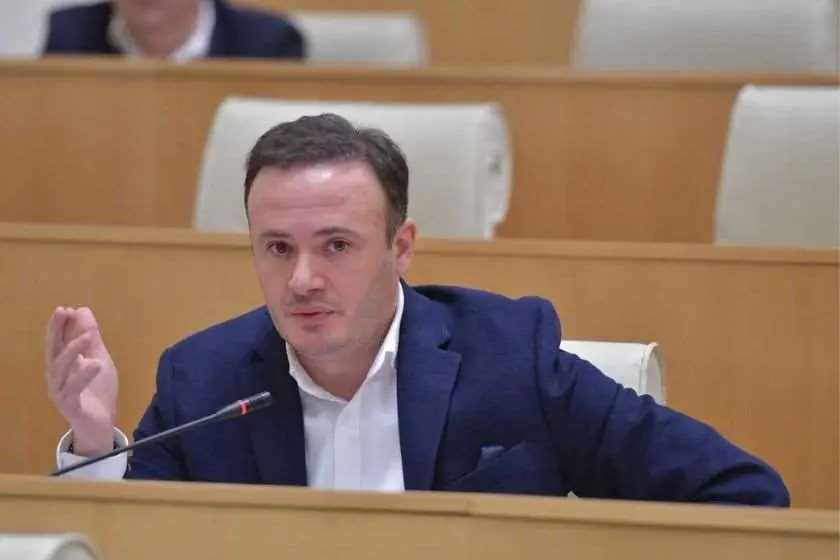 ირაკლი ზარქუა გიორგი ჩუბინიძეზე: „გერმანიაში იმალება და იქიდან მავნებლობს ეს ქალაჩუნა რადიკალი, ჩემზე მორიგი