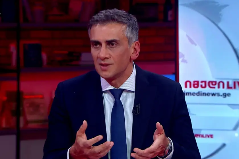 გიორგი კახიანი აფხაზეთთან დაკავშირებით რადიკალების განცხადებებზე: მათ წარმოუდგენიათ, რომ საქართველო ევროკავშირის წევრი შეიძლება გახდეს დღეს ოკუპირებული ტერიტორიების გარეშე, ანუ, ფაქტობრივად, ეს ნიშნავს ხელის ჩაქნევას მათი მხრიდან ოკუპირებულ ტერიტორიებზე. ამას ჩვენი ხელისუფლება არასდროს დაუშვებს. პირიქით, მთავარი გამოწვევა და მიზანი არის დეოკუპაცია და ტერიტორიული მთლიანობის აღდგენა