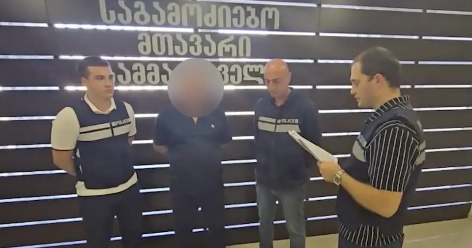 "დაზარალებულის კუთვნილ 350 000 ლარს დაეუფლა" - პოლიციამ თაღლითობისთვის 1 პირი დააკავა
