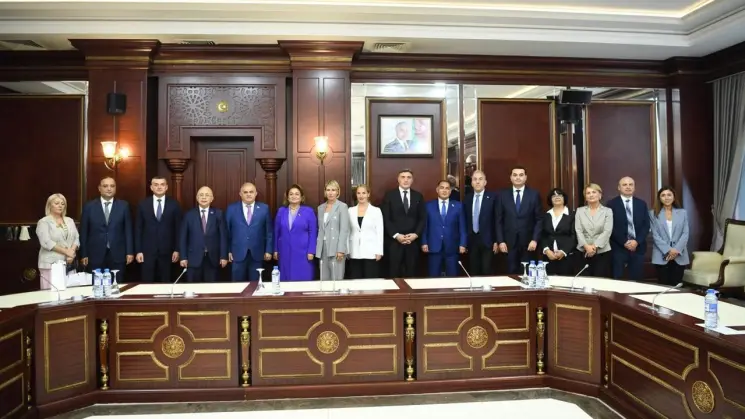 საქართველოს საპარლამენტო დელეგაციამ აზერბაიჯანის მილი მეჯლისში შეხვედრები გამართა