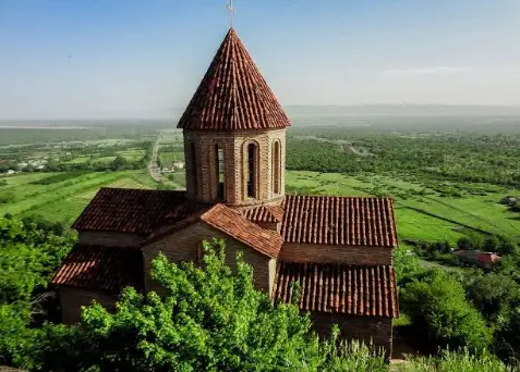 ქურმუხის ტაძარზე საპატრიარქოს განცხადებას აზერბაიჯანის საგარეო გამოეხმაურა