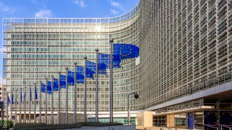 EUobserver: ხელფასების გამჭვირვალობის გამოწვევები და გენდერული დისკრიმინაცია - სისტემური ხარვეზები ბრიუსელის არასამთავრობო სექტორში