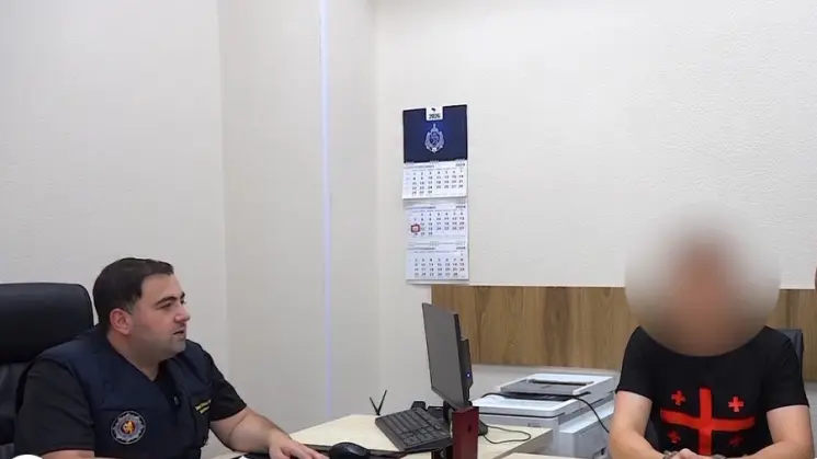 ბათუმში ინტერპოლის წითელი ცირკულარით ძებნილი უცხო ქვეყნის მოქალაქე დააკავეს - შსს
