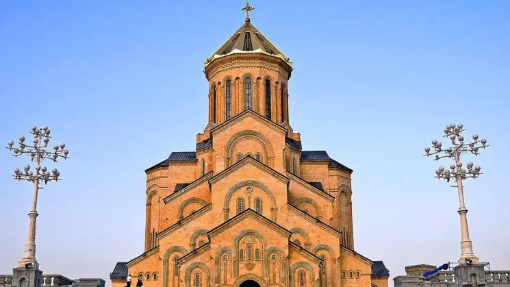 საქართველოს პატრიარქი ჯვართამაღლების დღესასწაულზე სამების საპატრიარქო ტაძარში წირვას აღავლენს