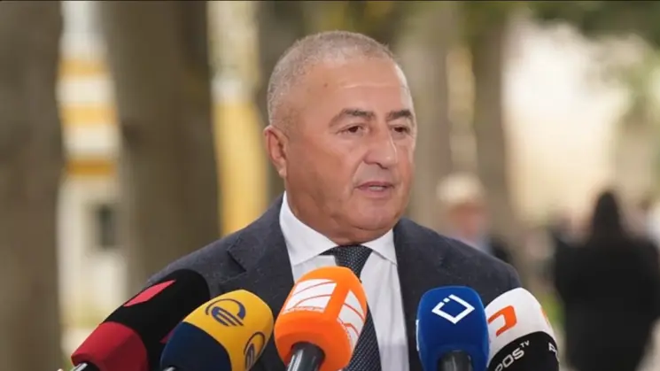 ეს იქნება ერთგვარი სავიზიტო ბარათი ყველა იმ ვიზიტორისათვის, რომლებიც დაათვალიერებენ მიმდებარე ტერიტორიას - დავით ლორთქიფანიძე ლევილის განახლებულ მამულზე