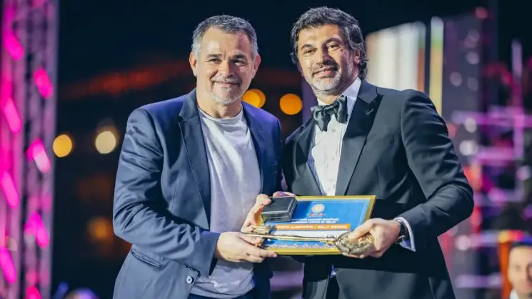 კახა კალაძე: ვილი სანიოლის სახელთან მუდამ იქნება დაკავშირებული დღე, როცა საქართველომ პირველად მოიპოვა ევროპის ჩემპიონატის ფინალურ ეტაპზე თამაშის უფლება, - სანიოლი სამუდამოდ დარჩება ჩვენი ქვეყნისა და ფეხბურთის ისტორიის განუყოფელ ნაწილად, მადლობა!
