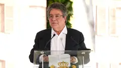 მადლობას გიხდით, რომ ეს ადგილი საელჩოდ ან საკონსულოდ არ გადააქციეთ და მისგან ნამდვილად კულტურის ცენტრი შექმენით, სწორედ კულტურის საშუალებით იქნება საქართველო კვლავ ყურადღების ცენტრში, როგორც მას ეკადრება - ლევილის მერი