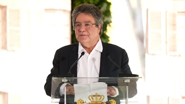 მადლობას გიხდით, რომ ეს ადგილი საელჩოდ ან საკონსულოდ არ გადააქციეთ და მისგან ნამდვილად კულტურის ცენტრი შექმენით, სწორედ კულტურის საშუალებით იქნება საქართველო კვლავ ყურადღების ცენტრში, როგორც მას ეკადრება - ლევილის მერი