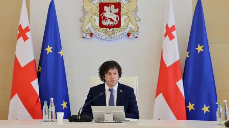 პრემიერი: ხედავენ საკუთარ წარუმატებლობას და მაინც ყოველდღიურად იკრიბებიან ხან 20, 50, ხან 150 კაცით, სექტის სახე შეიძინა ამ დაჯგუფებამ, როდესაც მიზნის გარეშე იკრიბები და იცი, რომ ვერავითარ შედეგს ვერ მიაღწევ, ეს არის ნამდვილად სექტის საქმიანობის ფორმა