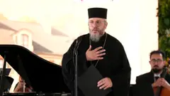 "გვახარებს, რომ ეს ძვირფასი კერა იქნება ქართული კულტურისა და თვითმყოფადობის წარმოჩენის სივრცე, რომელიც მსოფლიოს უფრო ახლოს გააცნობს ჩვენს ქვეყანას და სულიერ საგანძურს" - ლევილის სტუმრებს პატრიარქის წერილი იღუმენმა ეფრემმა გააცნო
