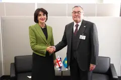 მაკა ბოჭორიშვილი ყაზახეთის რესპუბლიკის საგარეო საქმეთა მინისტრს, მუხთარ ტლეუბერდის შეხვდა