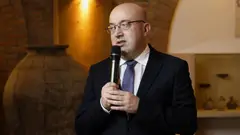 სახელმწიფოს მიერ ყურძნის სხვადასხვა ფასად ჩაბარება კერძო კომპანიებისთვის თამაშის წესების დადგენას ემსახურება | ლევან მეხუზლა