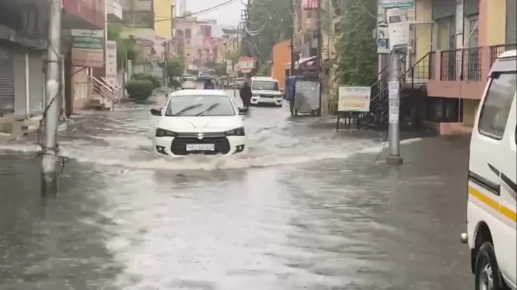 ინდოეთში, წყალდიდობას 56 ადამიანის სიცოცხლე ემსხვერპლა