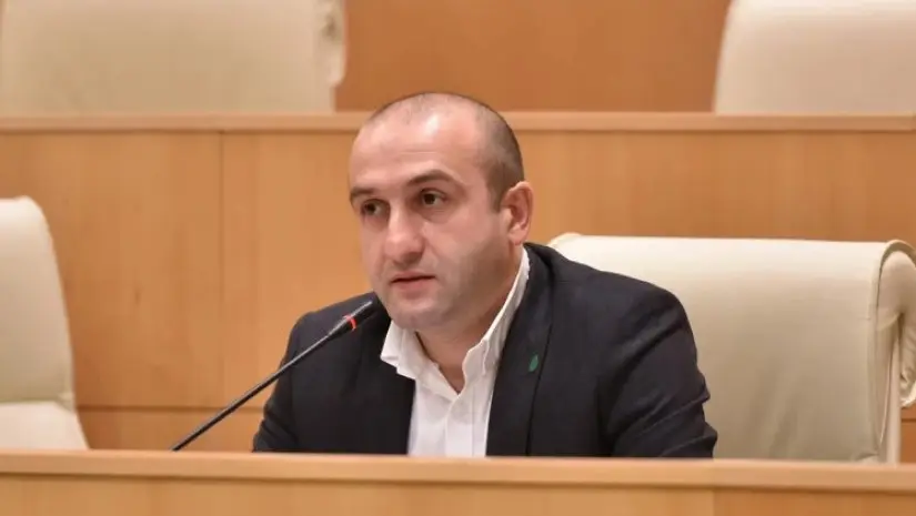 ,, სამყაროში ერთადერთი შემთხვევაა, როდესაც ადამიანს პოდკასტში ნათქვამი სიტყვის გამო სამშობლოს ღალატის ბრალდებით ასამართლებენ” – იაგო ხვიჩია გია ბარამიძეზე