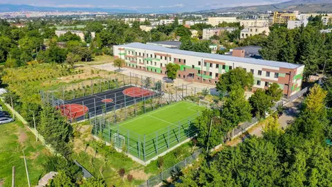 რევაზ სოხაძე: “აეროპორტის დასახლებაში 76-ე საჯარო სკოლა სრულად განახლებული ინფრასტრუქტურით ხვდება ახალ
