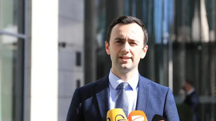 "ჩვენ არათუ არჩევანის წინაშე ვიდექით, არამედ ვალდებულები ვიყავით, მიგვეღო ეს გადაწყვეტილება - დანარჩენი დამოკიდებული იქნება საკონსტიტუციო სასამართლოზე" - ლევან მახაშვილი გახარიას პარტიაზე