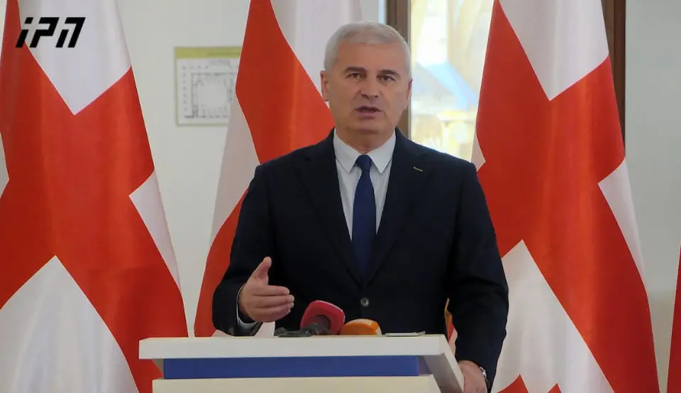ირაკლი ქადაგიშვილი IRI-ის კვლევის შესახებ ინფორმაციაზე - ეს არ გახლავთ ხელისუფლების მიერ დაკვეთილი კვლევა, ეს არის კვლევა, რომელიც „ამერიკის რესპუბლიკურმა ინსტიტუტმა“ ოპოზიციის ინტერესებიდან გამომდინარე ჩაატარა