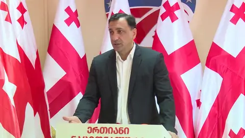 "პოლიტიკაში, როდესაც არგუმენტები არ გაქვს და შეურაცხყოფაზე გადადიხარ, ეს მეტყველებს იმაზე, რომ შენი პოზიცია არის სუსტი" - ლევან ბეჟაშვილი