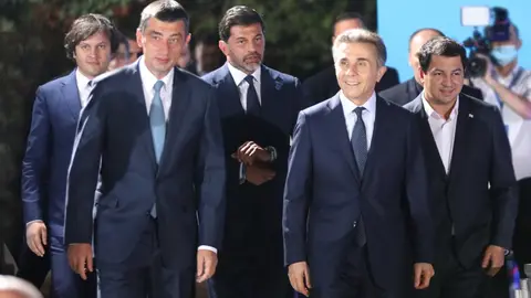რა ჩაწერა “ოცნებამ” გახარიას პარტიის ასაკრძალად საკონსტიტუციო სარჩელში