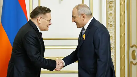რუსეთმა სომხეთს ახალი ატომური ბლოკის მშენებლობა შესთავაზა