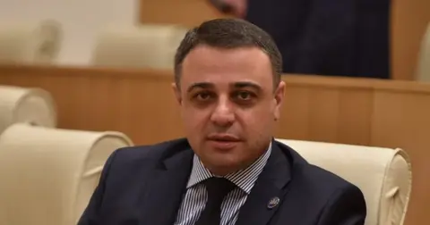 ისტორიის სწორ ხაზს ვერავინ შეცვლის და ვერც სხვაგვარად წარმოაჩენს - ღუდუშაური ირანის ელჩზე
