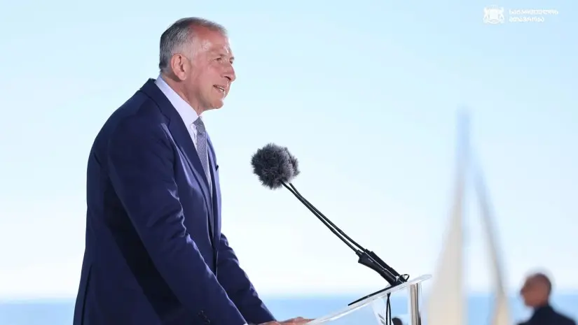 რა ქონებას ფლობს აჭარის მთავრობის თავმჯდომარე ზურაბ პატარაძე? - ახალი დეკლარაცია