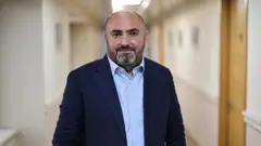 ივანე ჯავახიშვილის სახელობის თბილისის სახელმწიფო უნივერსიტეტის მედიისა და ტელეხელოვნების კოლეჯს, ლევან ალიმბარაშვილი უხელმძღვანელებს