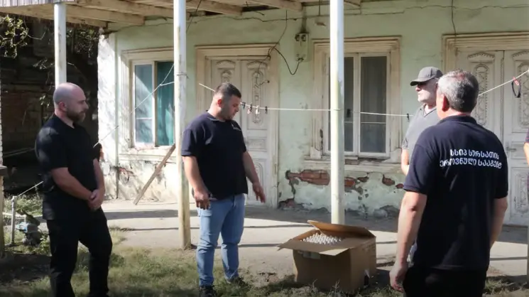 სურსათის ეროვნული სააგენტო მოსახლეობას ფაროსანასთან ბრძოლის მექანიკურ მეთოდებს აცნობს