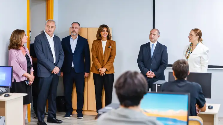 გივი მიქანაძემ პროფესიული კოლეჯის სტუდენტებს ახალი სასწავლო წლის დაწყება მიულოცა