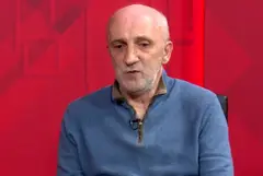 ,, ჩვენი ხელისუფლების “ბრძნული” პოლიტიკა კი გვეუბნება – სამაგიეროდ თავს თბილი სითხით გვბანენო…“ – გია ხუხაშვილი
